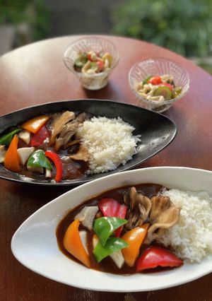 レトルトカレーアレンジ『きのこカレー』-レシピのメイン写真