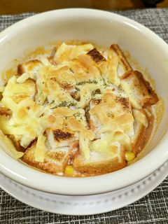 朝食にぴったり!チーズトマトパングラタン-レシピのメイン写真