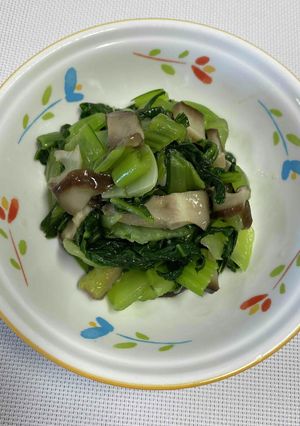 ≪学校給食≫青梗菜としいたけのピリ辛和え-レシピのメイン写真