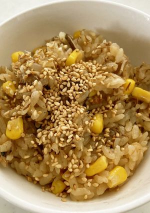 【幼児食１歳頃～】魚の缶詰で炊込みごはん-レシピのメイン写真