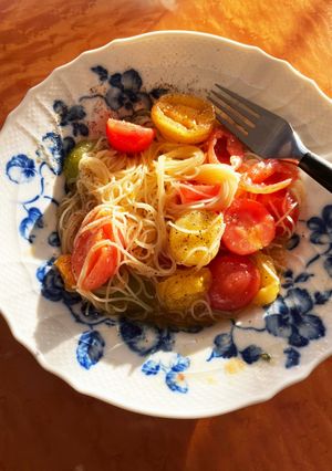 色とりどりのミニトマトだけ！冷たいパスタ-レシピのメイン写真