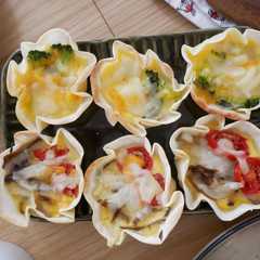 A picture of 餃子の皮で簡単！ミニキッシュ.