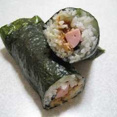 รูปของ 超簡単！魚肉ソーセージとかつお節のり巻き