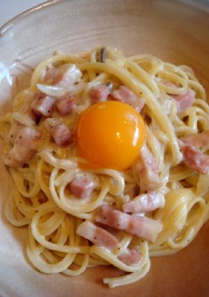 月見カルボナーラ-レシピのメイン写真