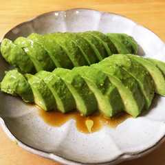 รูปของ アボカドの簡単！美味しい食べ方