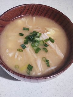 基本のき☆えのきと油揚げのお味噌汁-レシピのメイン写真