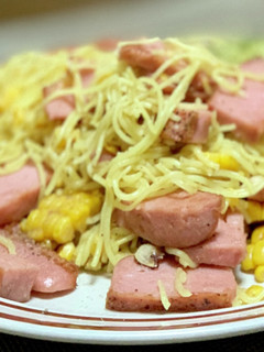 ミートローフでペペロンチーノ風焼きそば-レシピのメイン写真