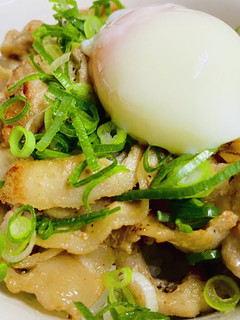 豚バラ肉で・マヨ醤〜ブタ丼-レシピのメイン写真