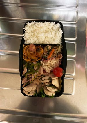 メインは、鶏肉の塩レモン炒め-レシピのメイン写真