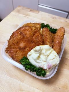 ハムカツトンカツうぃんな揚げ物三昧!弁当-レシピのメイン写真