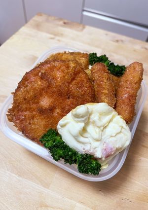 ハムカツトンカツうぃんな揚げ物三昧！弁当-レシピのメイン写真