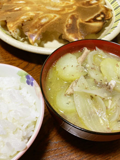 まいわし油漬缶で、根菜の味噌汁-レシピのメイン写真
