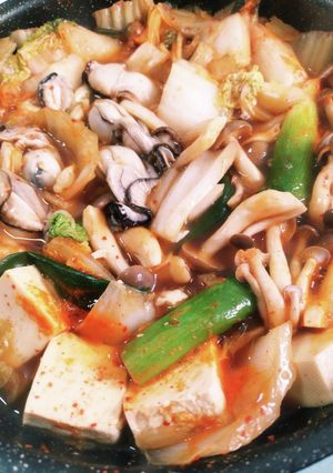 フライパンでひとり牡蠣キムチチゲ-レシピのメイン写真