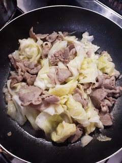 簡単★キャベツと豚肉の鶏ガラ炒め-レシピのメイン写真