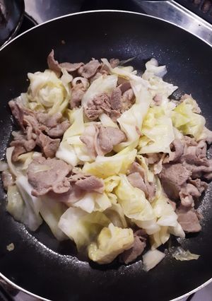 簡単★キャベツと豚肉の鶏ガラ炒め-レシピのメイン写真