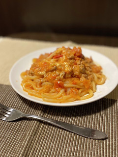 冷凍うどんで韓国風ロゼクリームうどん-レシピのメイン写真