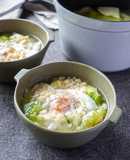 キャベツとくずし豆腐の温玉スープ
