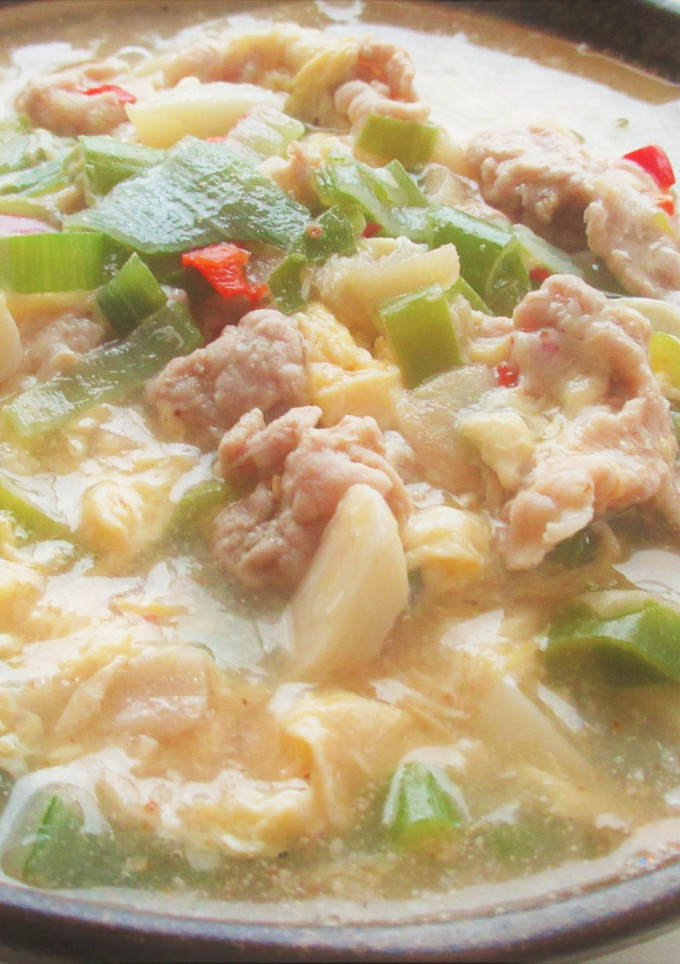 豚こまとたっぷりねぎの旨辛かきたまうどん-レシピのメイン写真