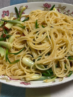浅葱とイカの塩辛のペペロンチーノパスタ-レシピのメイン写真