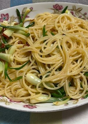 浅葱とイカの塩辛のペペロンチーノパスタ-レシピのメイン写真
