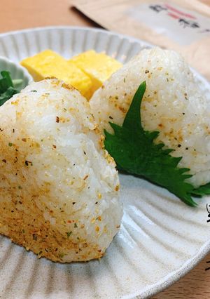 野香の『ツナマヨおにぎり』-レシピのメイン写真