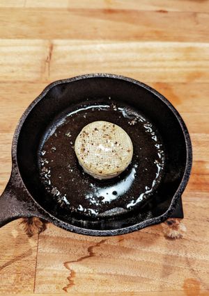 スキレットでカマンベールのはちみつ焼き-レシピのメイン写真