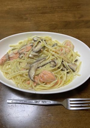 鮭としいたけのクリームパスタ-レシピのメイン写真