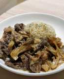 牛肉とキノコのストロガノフ風