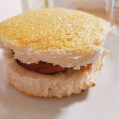 รูปของ 簡易的ハンバーガー