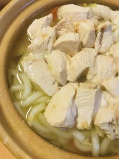 鍋の素活用●白菜と鶏肉のあっさりうどん鍋-レシピのメイン写真