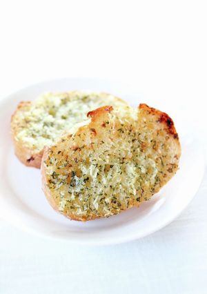 カリジュワ美味しい【ガーリックトースト】-レシピのメイン写真