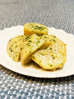 簡単すぎる、里芋のバターしょうゆ♪-レシピのメイン写真
