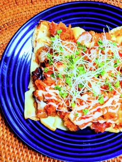 鶏の唐揚げキムチーズ油揚げピザ-レシピのメイン写真