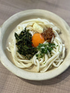 醤油麹 と バター の 釜玉うどん-レシピのメイン写真