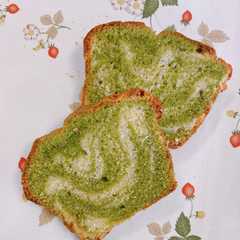 รูปของ マーブル模様の抹茶パウンドケーキ