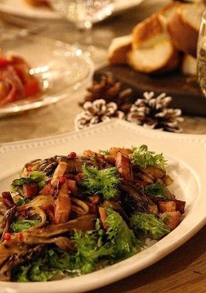 わさび菜とベーコンと舞茸のホットサラダ-レシピのメイン写真