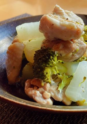 鶏もも肉と野菜の蒸し煮-レシピのメイン写真