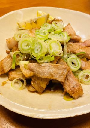 しょっつる（ナンプラー）で豚肉を焼く！-レシピのメイン写真
