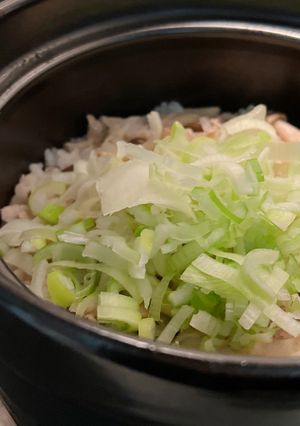 土鍋で豚バラ炊き込みご飯-レシピのメイン写真