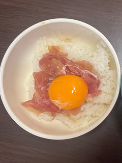 生ハムユッケ丼-レシピのメイン写真