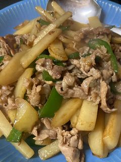 簡単ジャガイモと豚肉の醤油炒め-レシピのメイン写真