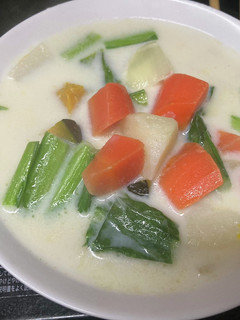 あったか鶏肉と野菜たっぷりミルクスープ-レシピのメイン写真
