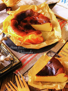 材料5つの神レシピ♡バスクチーズケーキ-レシピのメイン写真