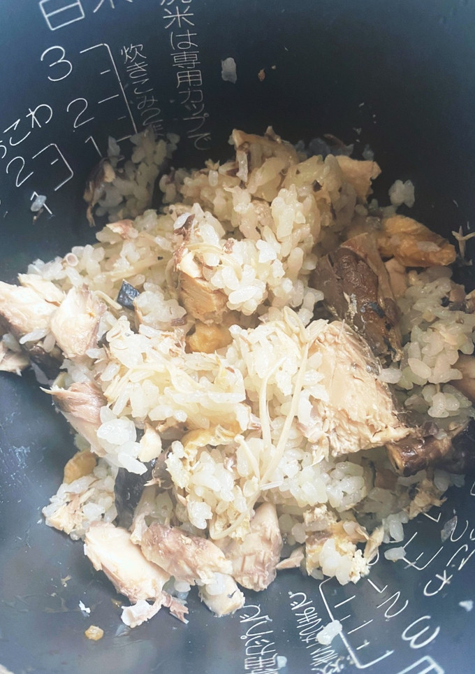 簡単☆サバ缶炊き込みご飯-レシピのメイン写真