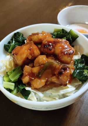 ヤンニョム風☆から揚げスイチリソース丼-レシピのメイン写真