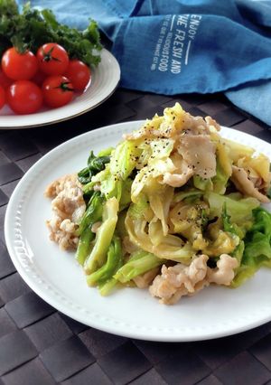 材料2つ☆豚こまキャベツの簡単味噌炒め。-レシピのメイン写真