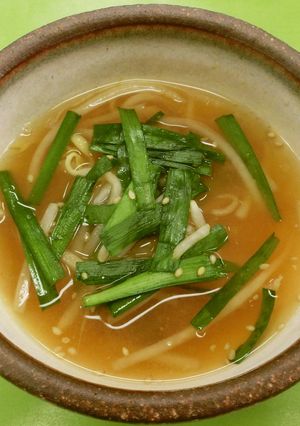 もやしとニラのピリ辛スープ-レシピのメイン写真