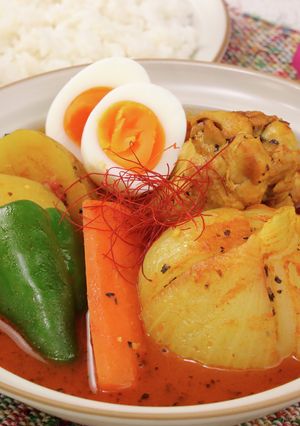 丸ごと玉ねぎのトマトスープカレー-レシピのメイン写真