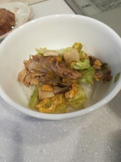 キャベツとエリンギの焼肉風炒め丼-レシピのメイン写真