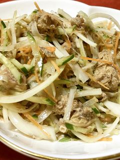 鯖缶で!シンプルサラダ-レシピのメイン写真